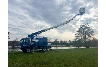 18,5m insulated aerial platform on iveco mlc150 4x4 e17p 4x4
